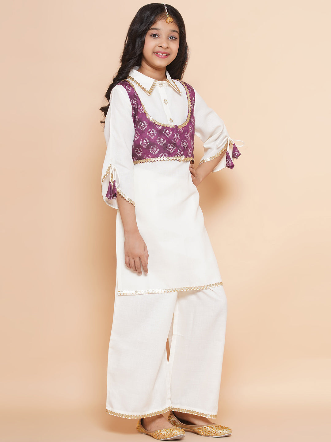MODISH COUTURE Self Design Kurta & Palazzo Set With Jacket(Off white &Purple)
