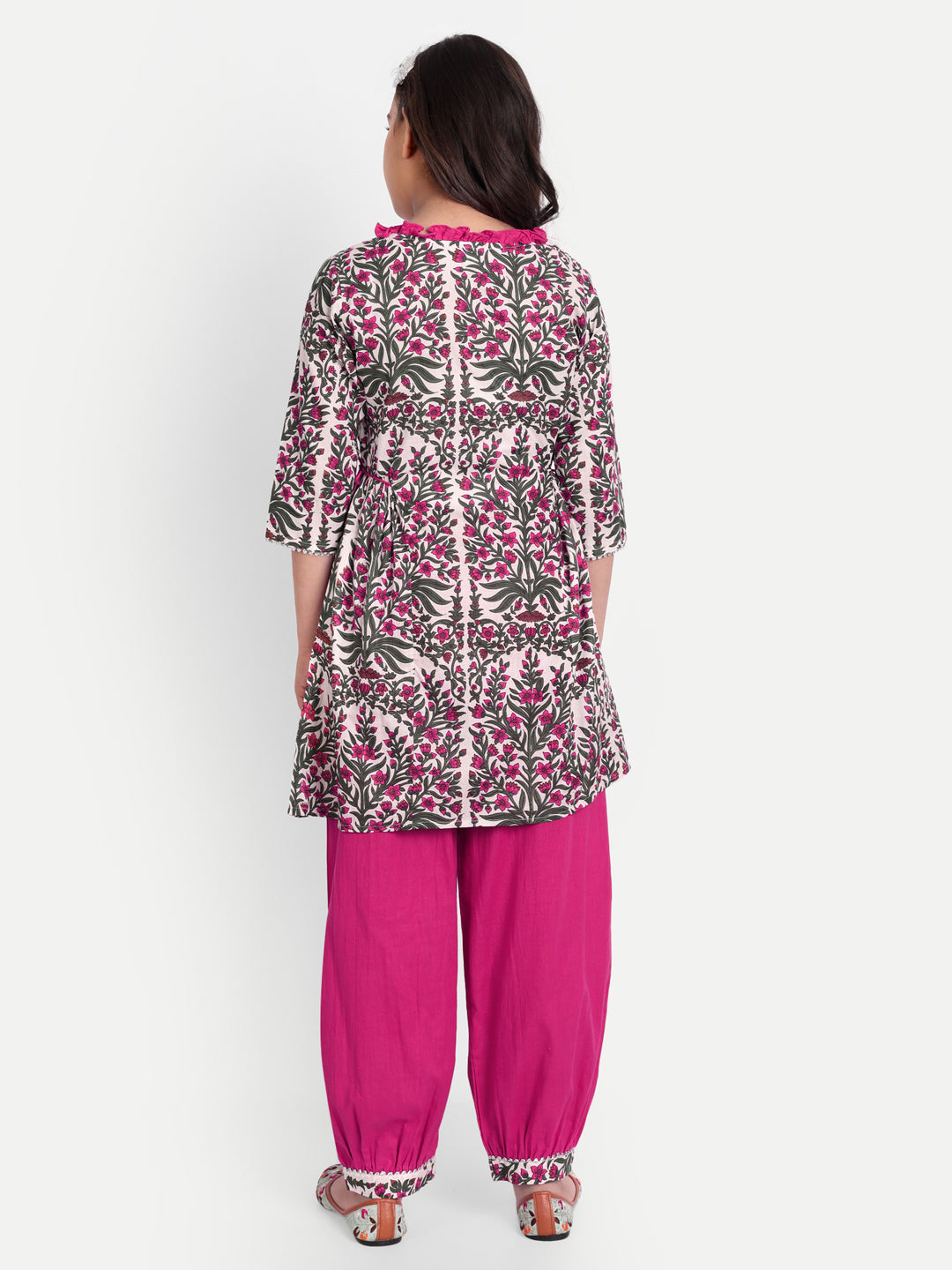 MODISH COUTURE Floral Printed Kurta & Salwar (White)