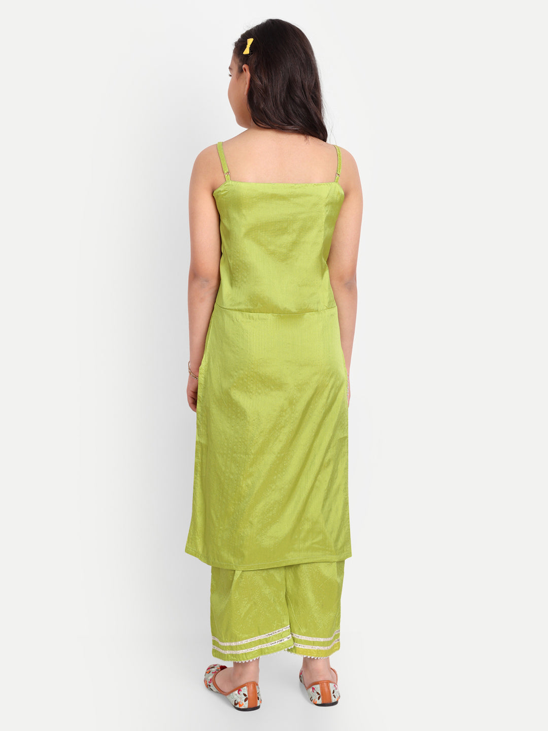 MODISH COUTURE Embellished Kurta & Plazzo (Green)