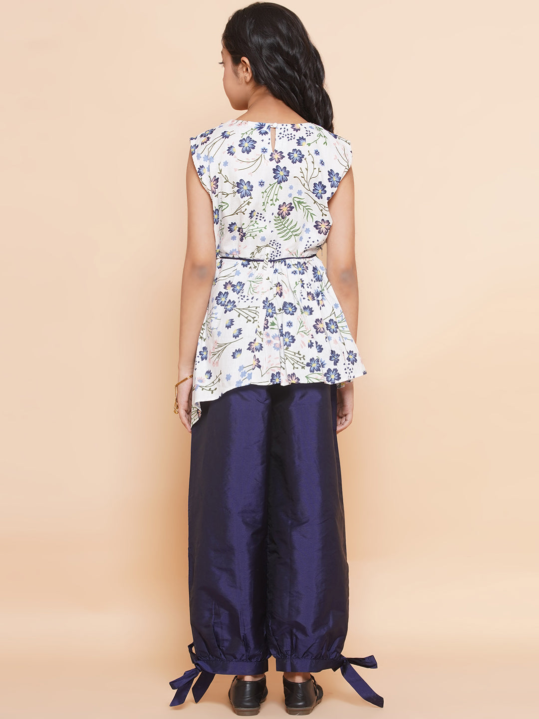 MODISH COUTURE Printed Kurta & Salwar Set(White & Blue)