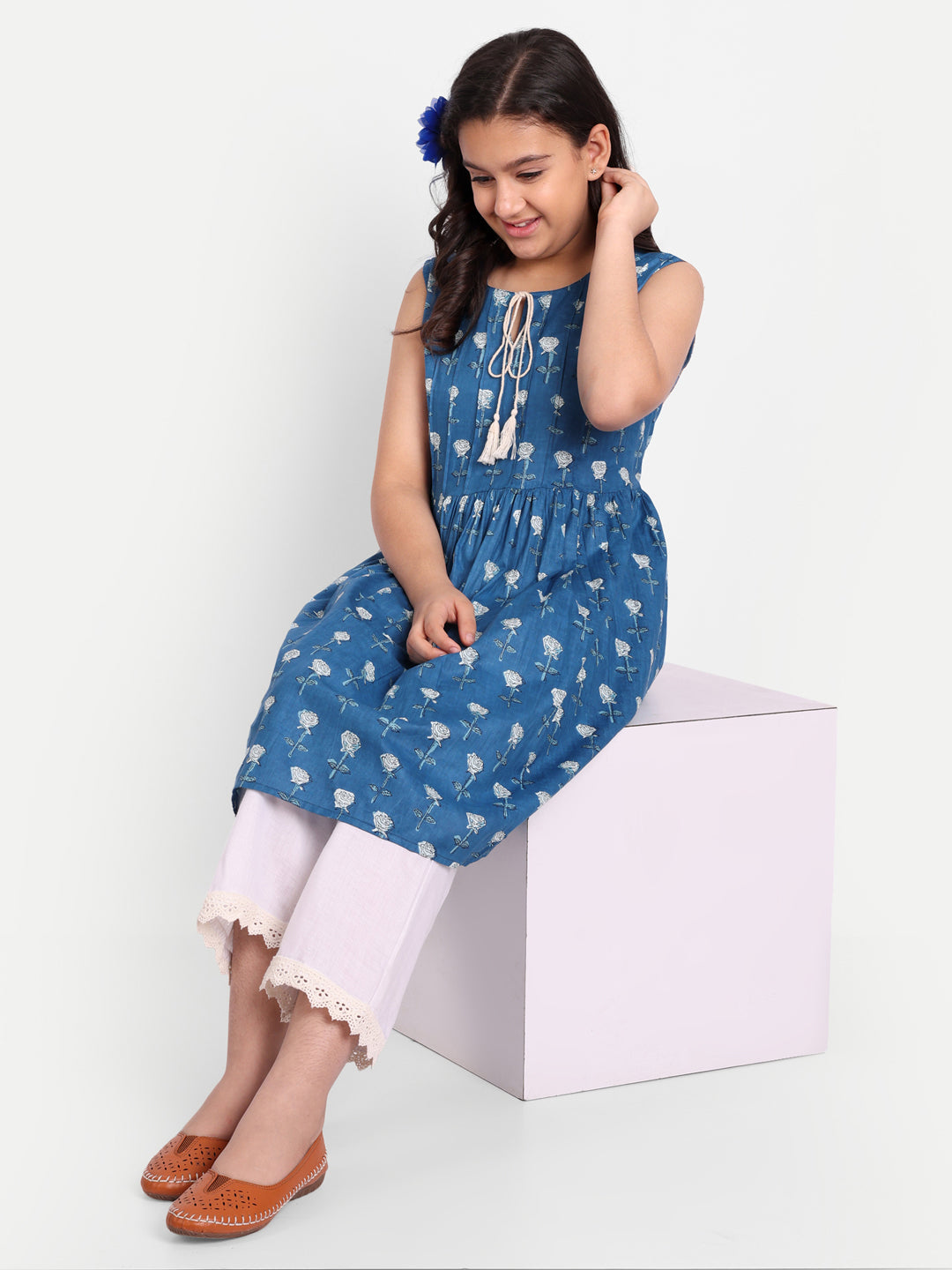MODISH COUTURE Floral Anarkali Kurta & Plazzo(Blue)