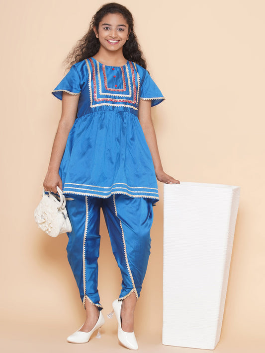 MODISH COUTURE Kid's Girl Stylish Fashionable Self Design Kurta & Tulip Pant Set (Teal)