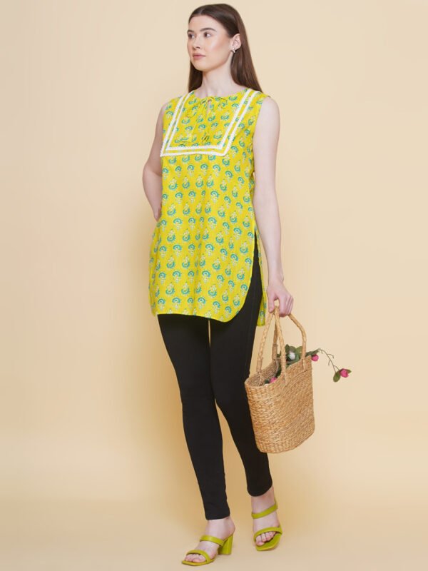 Modish Couture Printed Tunic