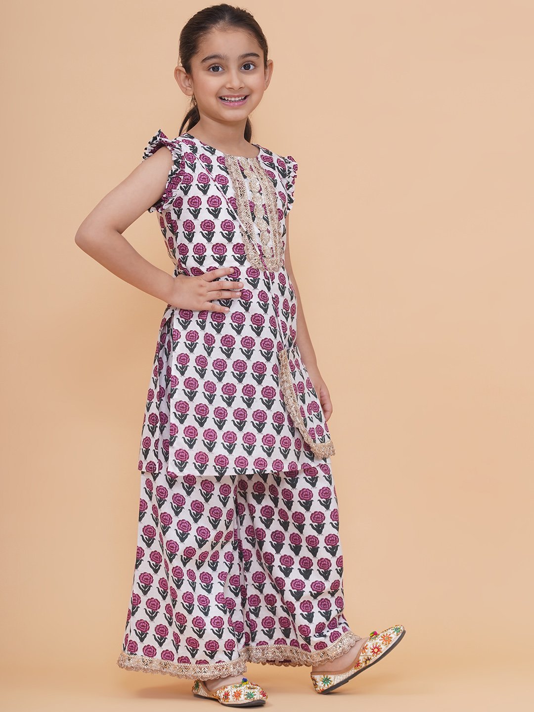 Modish couture Printed Kurta & Plazzo with Purse - Image 4