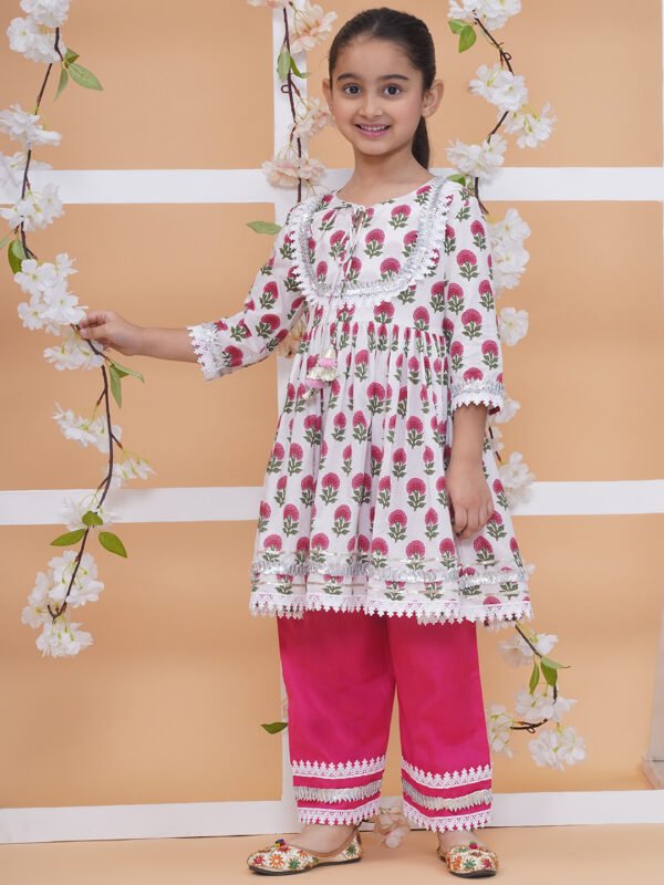 Modish couture Printed Kurta & Plazzo