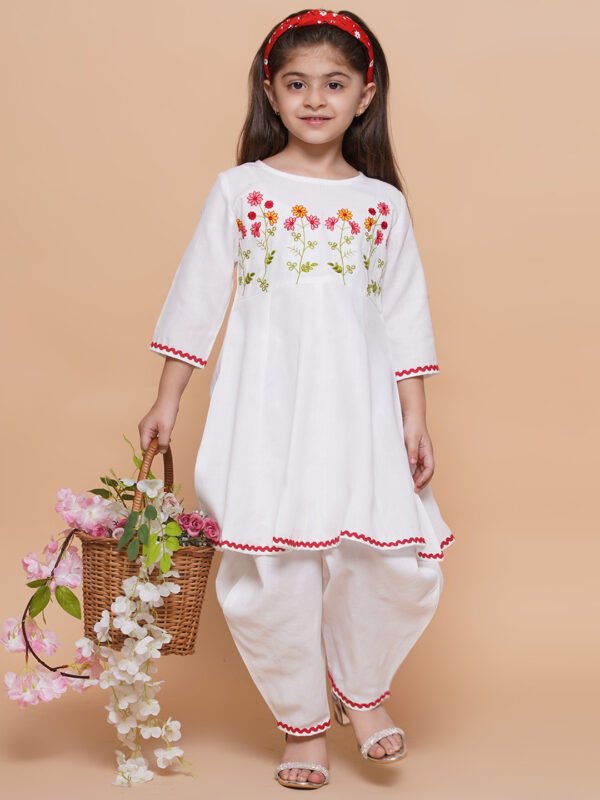 Girls Embroidered White Kurta Set