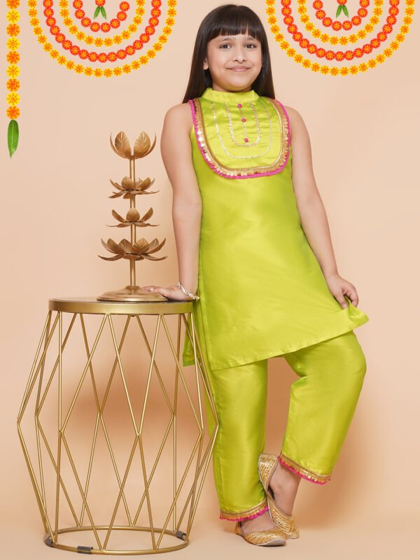 Modish couture Embellished Kurta & Plazzo