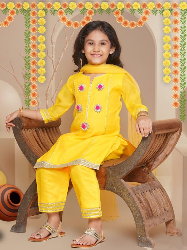 Modish couture Embellished Kurta & Plazzo with Dupatta