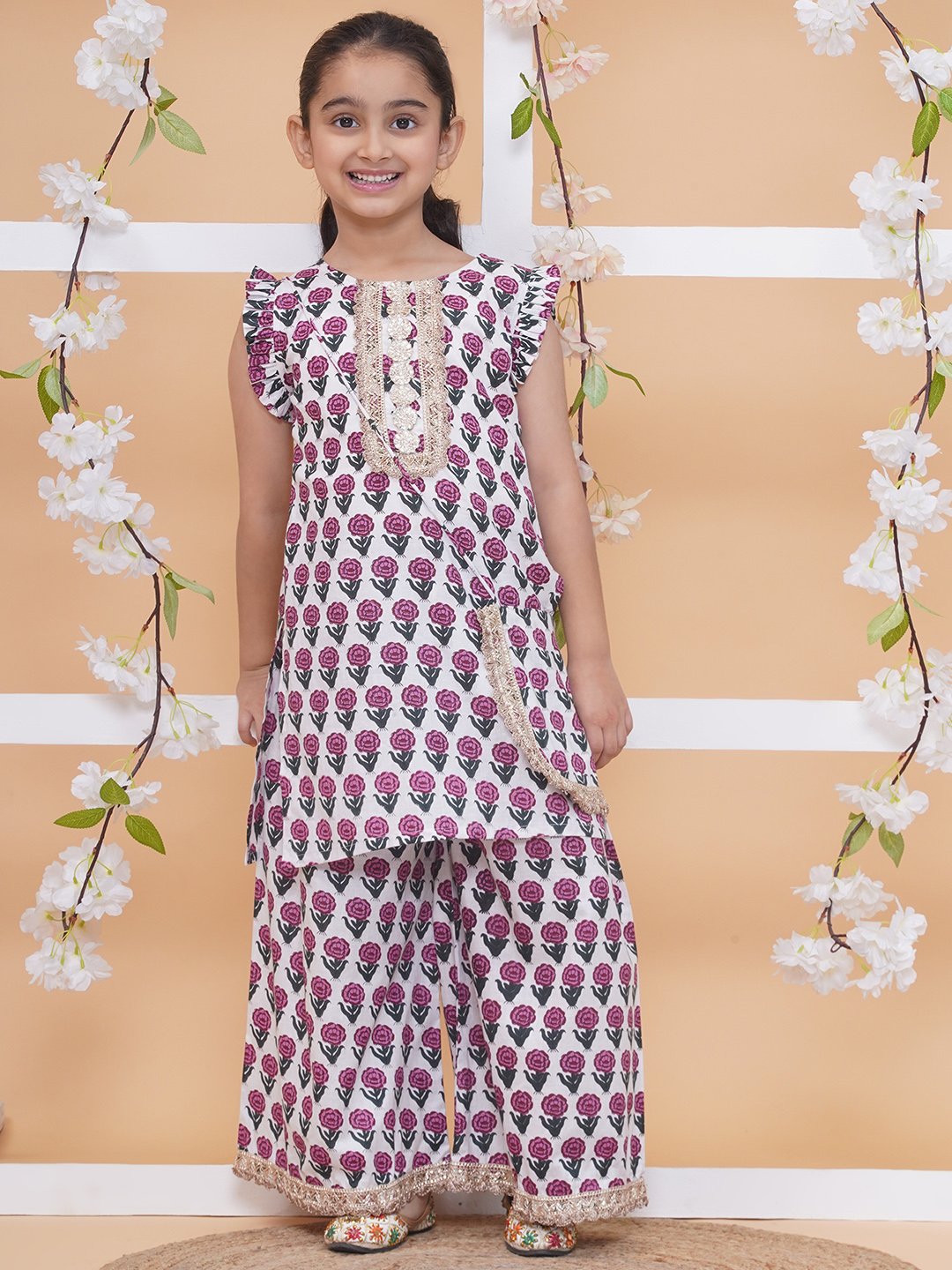Modish couture Printed Kurta & Plazzo with Purse - Image 7