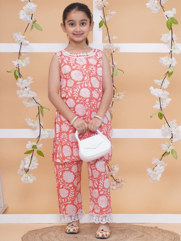 Modish couture Printed Kurta & Plazzo